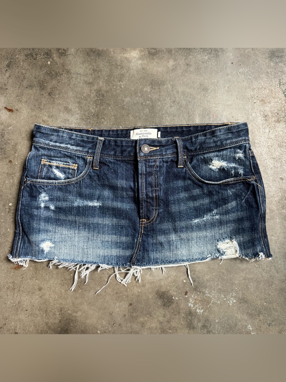 Abercrombie & Fitch Denim mini skirt